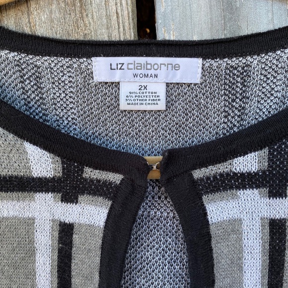 Liz Claiborne Sweater - Picture 3 of 7